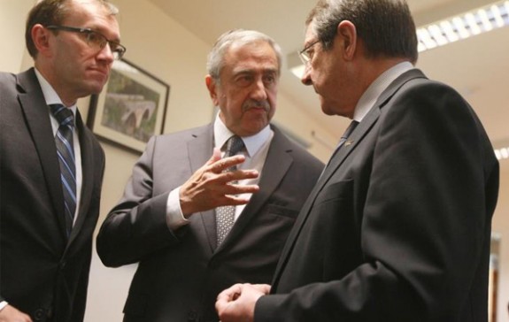ΣΥΝΟΜΙΛΙΕΣ