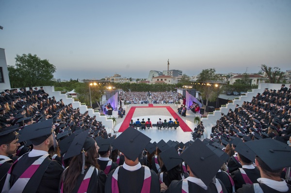 ΠΑΝΕΠΙΣΤΗΜΙΟ ΛΕΥΚΩΣΙΑΣ, ΑΠΟΦΟΙΤΗΣΗ 2016